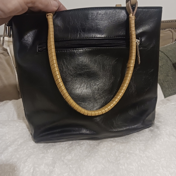 Gucci Purse - Picture 6 of 9